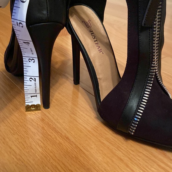 JUSTFAB Dhalian Women’s Zipper Black Stiletto’s - Picture 4 of 8